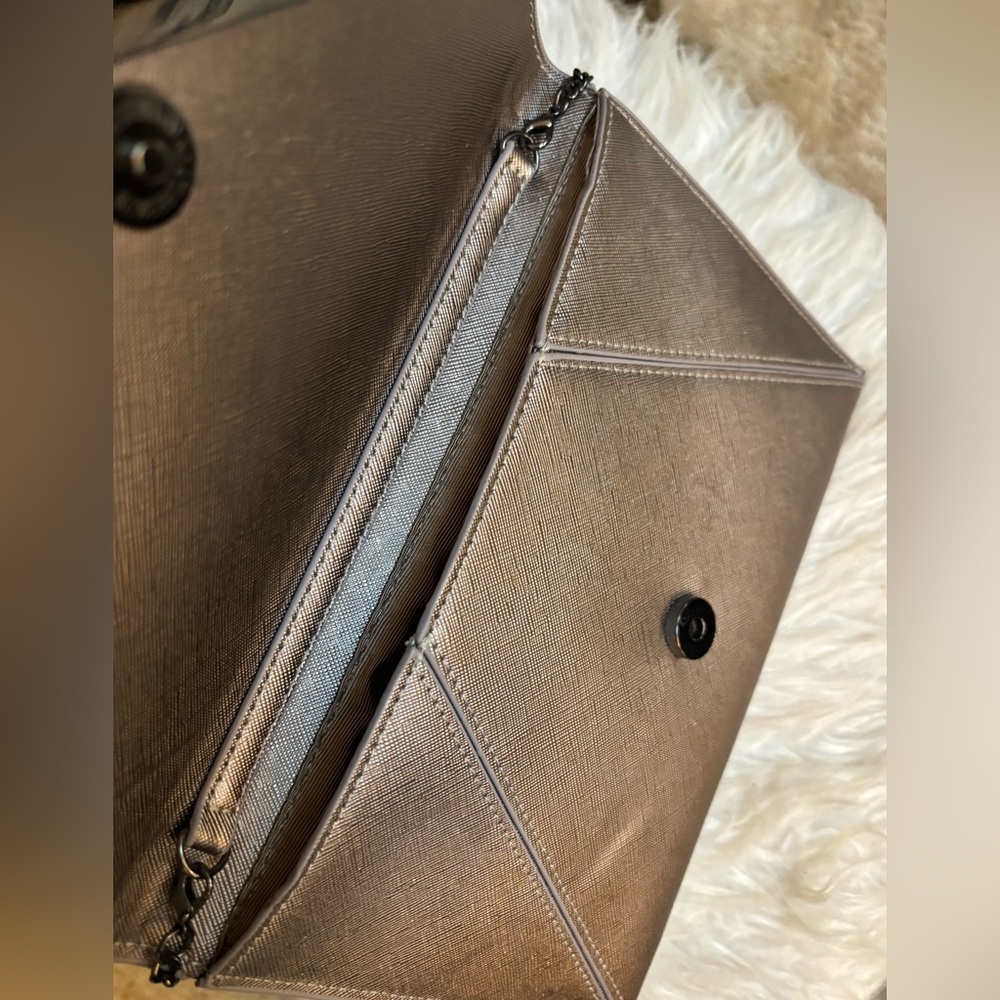 DEXMAY ENVELOPE CLUTCH CROSSBODY HANDBAG IN METALLIC FAUX PU LEATHER - Picture 3 of 10